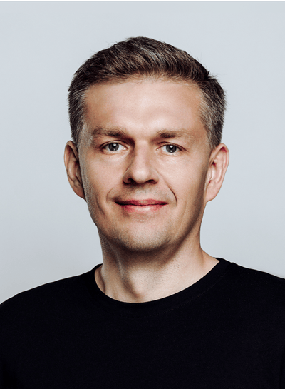 security expert photo